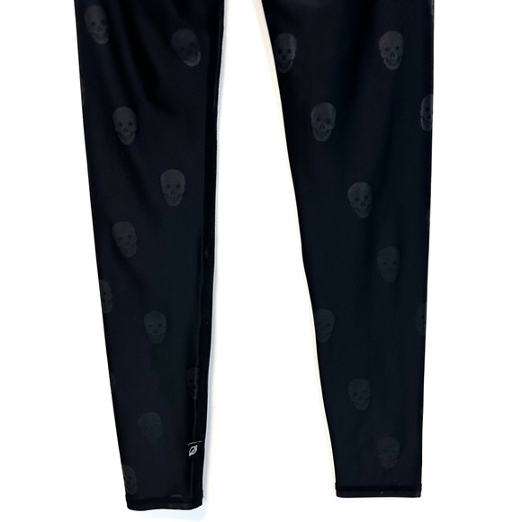 Terez | Skull Foil Printed Leggings Size S - Picture 7 of 14